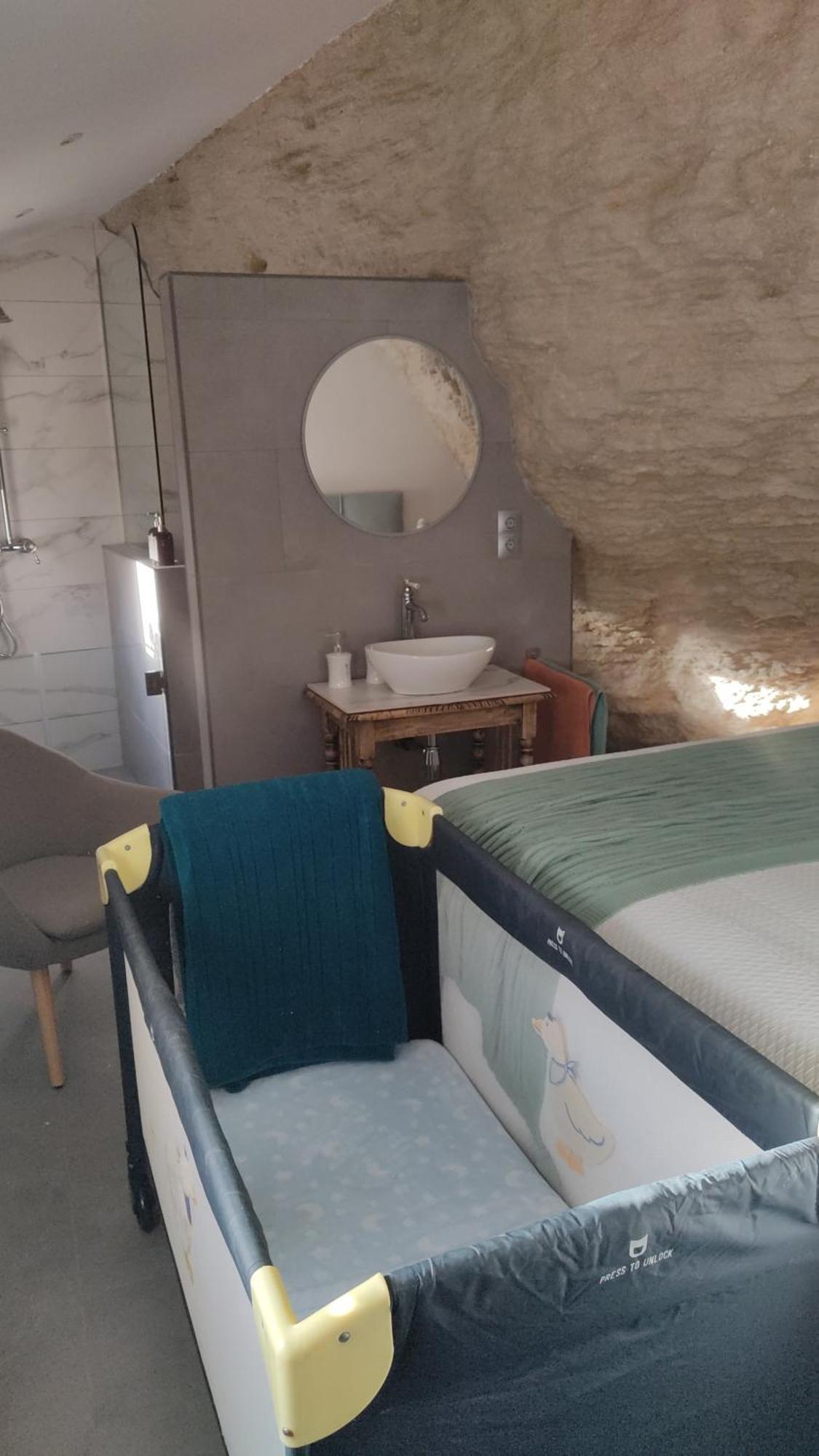 Casa Cueva Las Chicas Del Puente Setenil De Las Bodegas エクステリア 写真